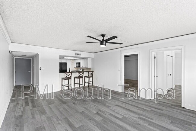 Foto del edificio - 4141 Bayshore Blvd