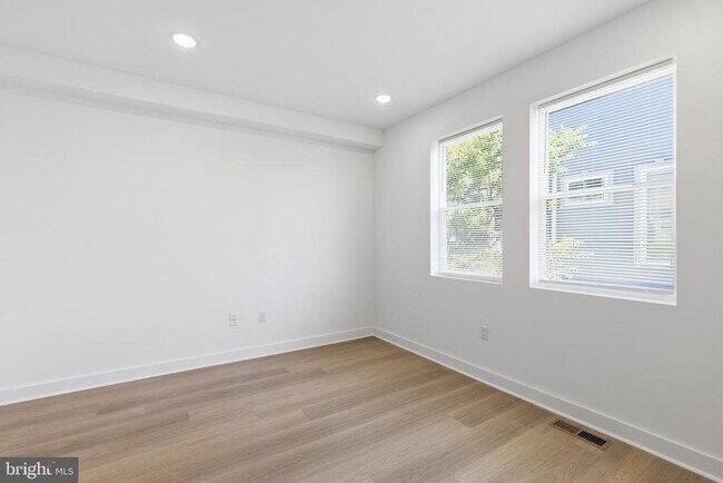 Foto del edificio - 2123 N 9th St