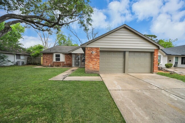 Building Photo - 6034 John Dreaper Dr