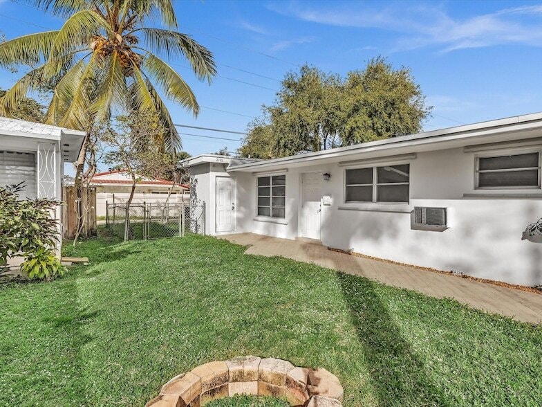 Photo - 2193 NE 172nd Street Unit 2193