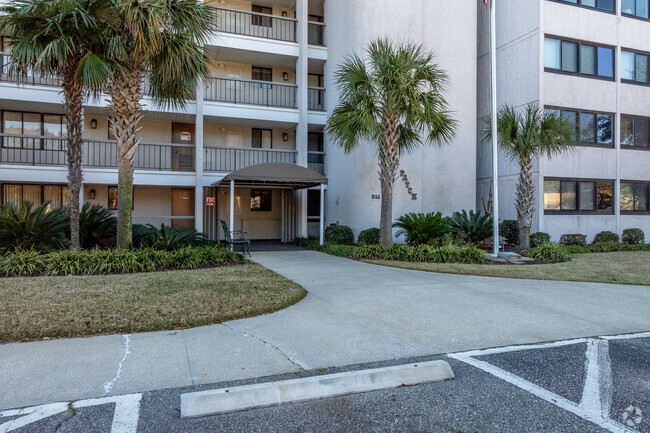 Entry. - The Cane Patch Condominiums