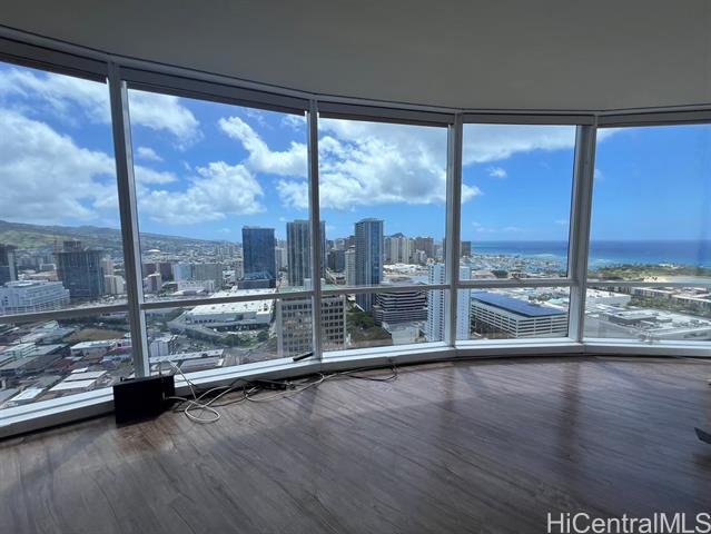Primary Photo - 1288 Kapiolani Blvd