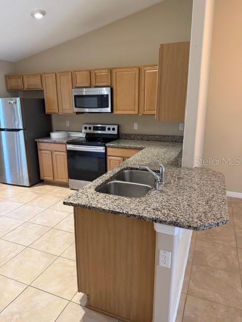 Building Photo - 55 Pine Haven Dr