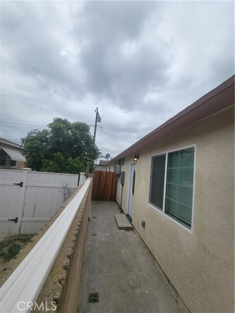 Building Photo - 12046 Chesterton St