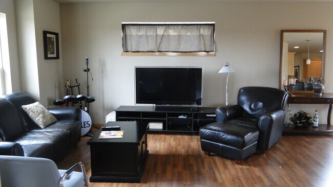 Foto del edificio - 9302 Briar Haven Dr
