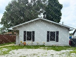Building Photo - 558 Andover Rd