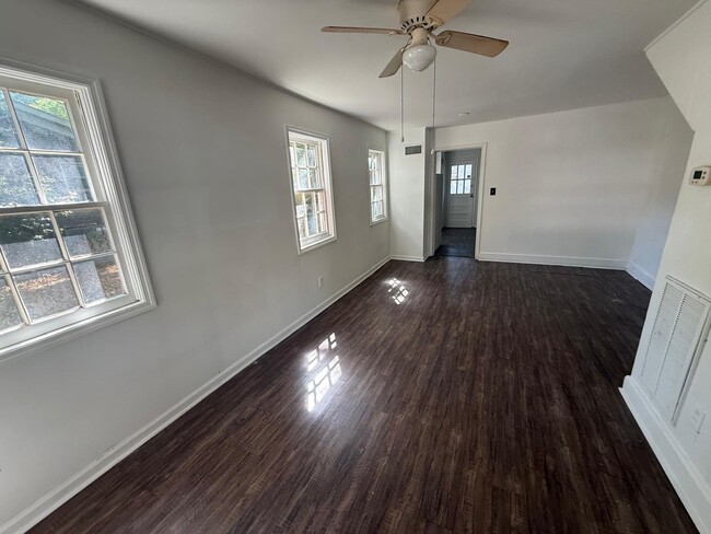 Photo - 206 Broadway St Townhome
