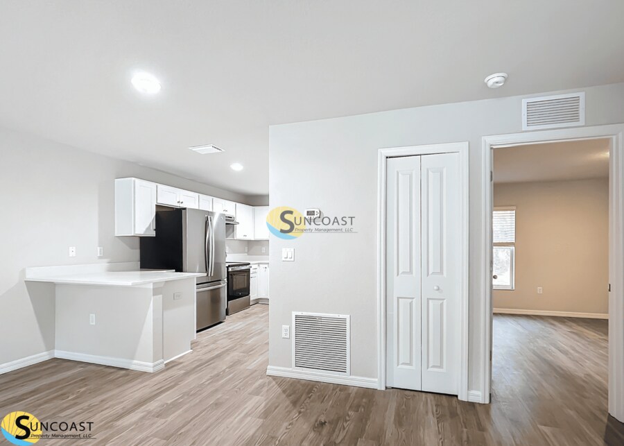 Foto principal - 9032 N Travis Dr