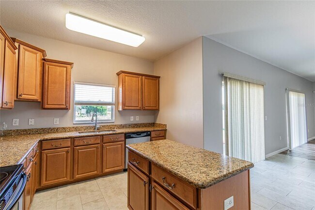 Foto del edificio - 8016 Alamosa Wood Ave