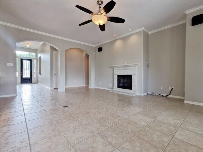 Foto del edificio - 2911 Weatherford Ct