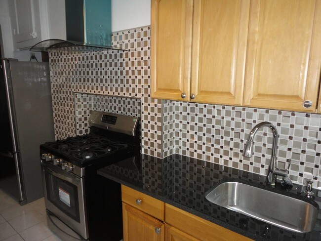 Foto del edificio - 121 5th Ave