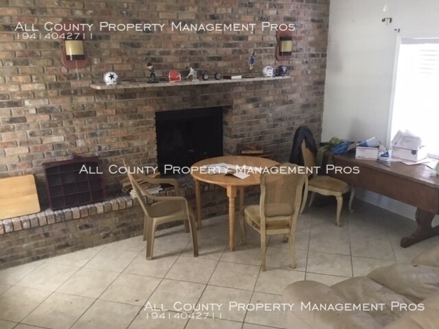 Building Photo - Shared Housing with All Utilities Included!