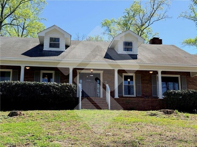 Foto del edificio - 3670 Gravitt Rd