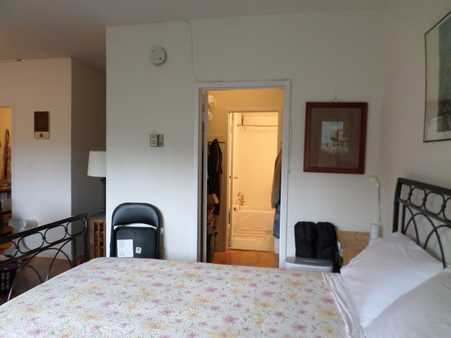 Building Photo - 2755 Ordway St NW