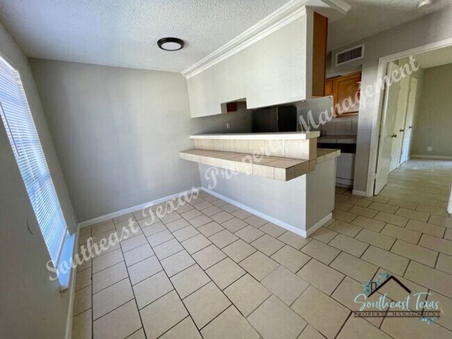 Building Photo - 4610 Maddox Street