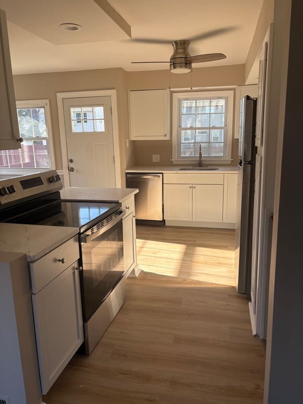 Building Photo - 8 Lynch Farm Dr