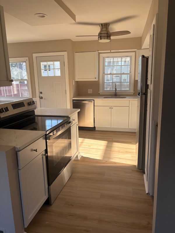 Foto del edificio - 8 Lynch Farm Dr