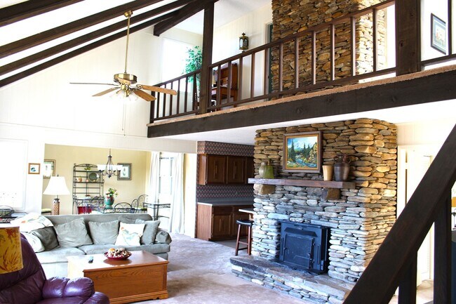 Foto del edificio - Connestee Falls with View