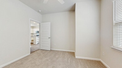 Interior Photo - Cottages at Ridgefield