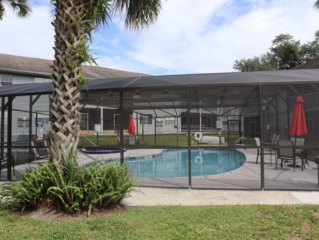 Building Photo - CONDO 2Bedroom 2 Bath MOVE IN READY CALL C...