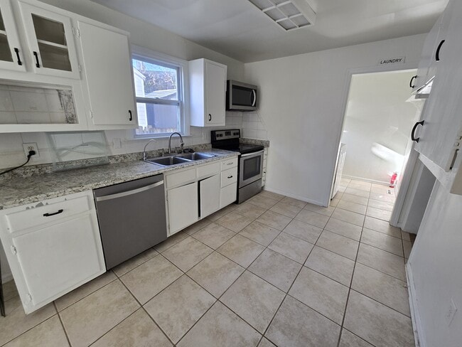 Foto del edificio - 9277 Mason Creek Rd