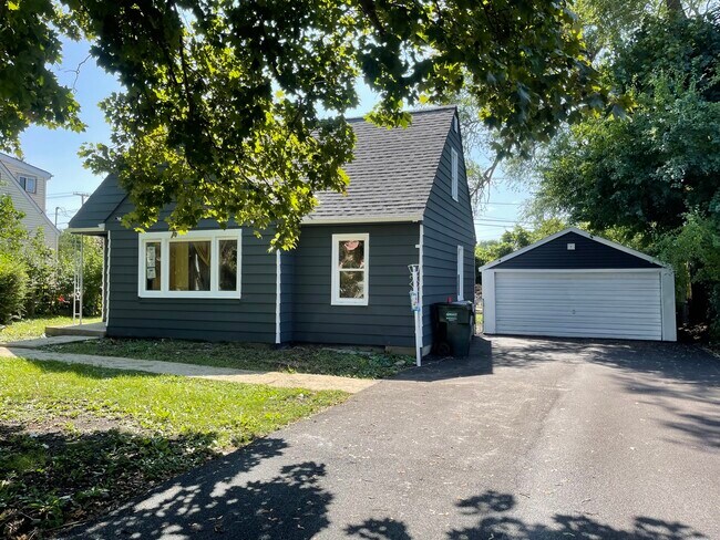 Foto del edificio - 905 Tomahawk Trail