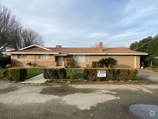 Building Photo - 2601 Sierra St