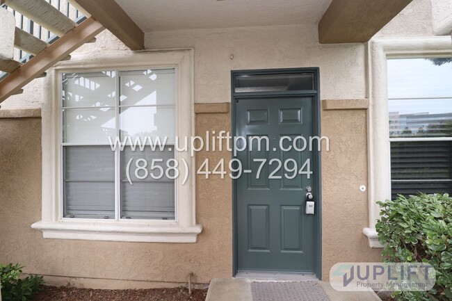 Foto del edificio - 2-BEDROOM / 2-BATHROOM CONDO - CARMEL VALLEY