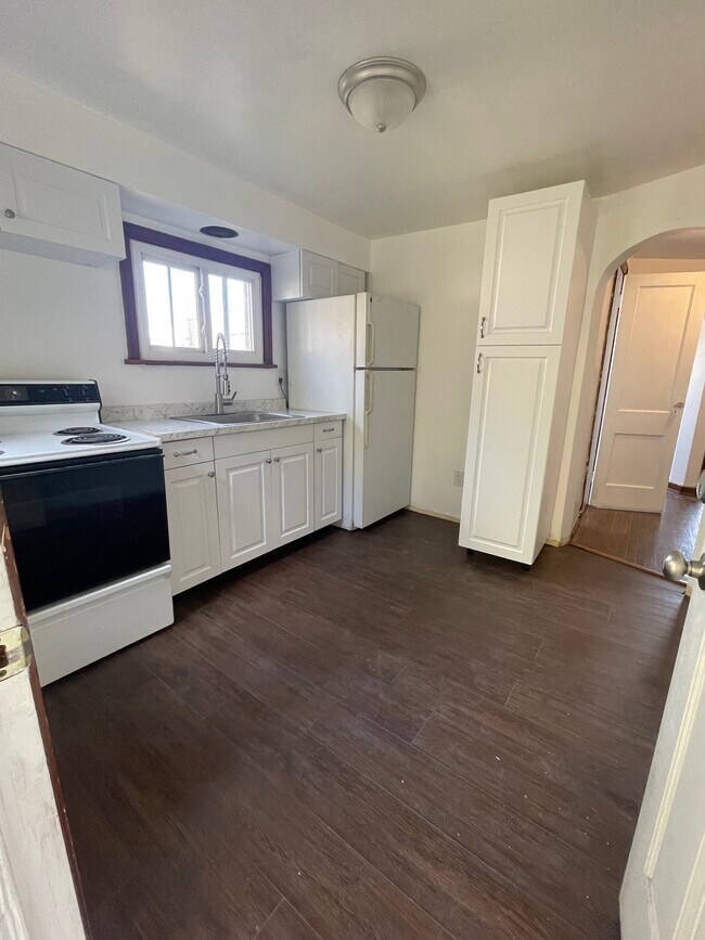 Photo - 110 Hazel Alley House