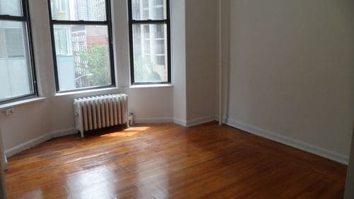 Primary Photo - 1269 Lexington Ave
