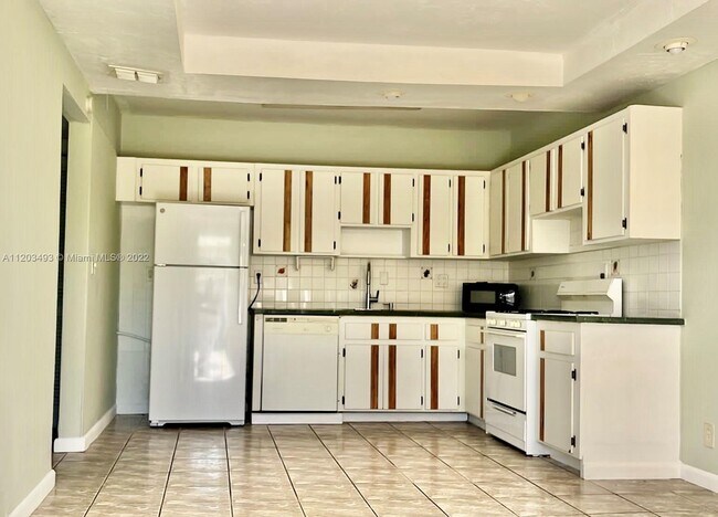 Foto del edificio - 1845 Pembroke Rd