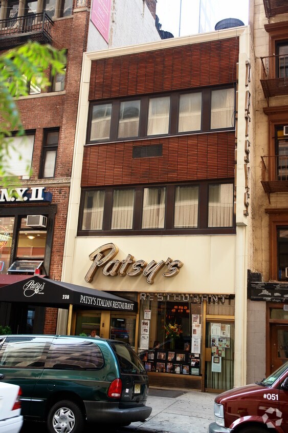 Primary Photo - 236 W 56th St