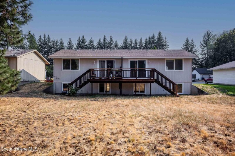 Foto del edificio - 921 E Spruce Ave