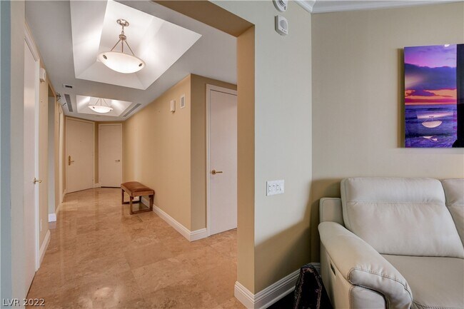 Foto del edificio - 2857 S Paradise Rd