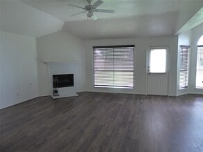 Building Photo - 3522 Sheldon Dr