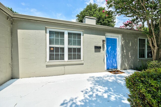 Foto del edificio - Available now!