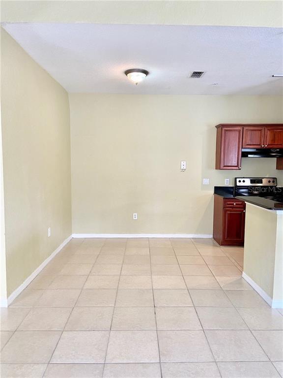 Building Photo - 836 Grand Regency Pointe