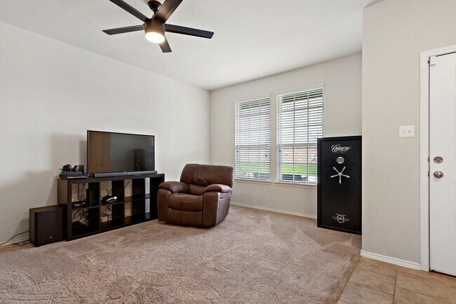 Foto del edificio - 312 Tanager Pass