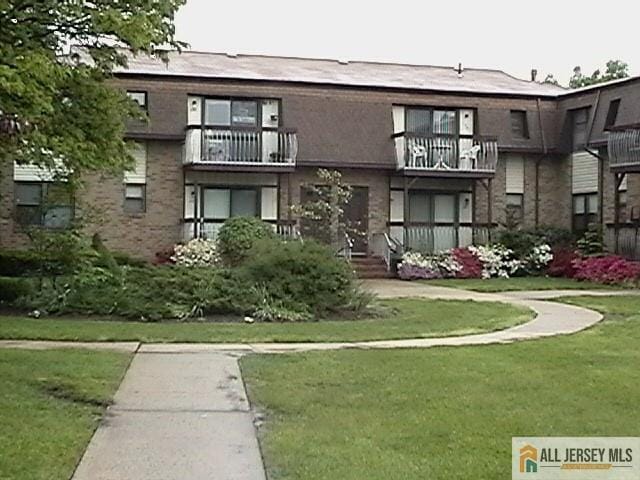 Primary Photo - 1102 N Oaks Blvd