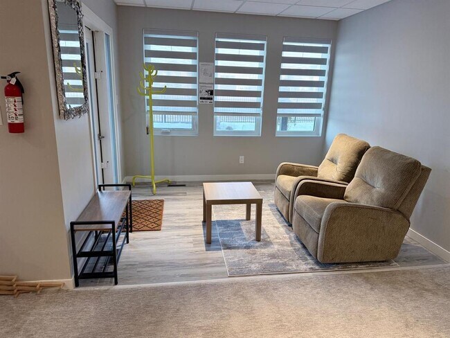 Photo du bâtiment - 45 Valley Brook Rd