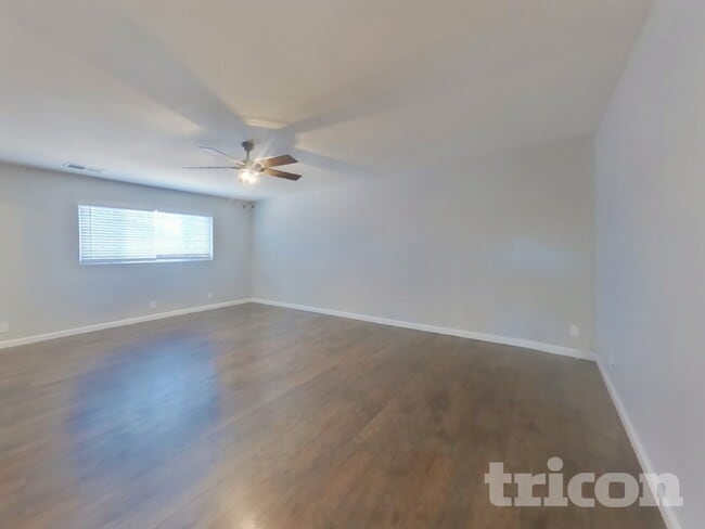 Foto del edificio - 916 Jacobsen St