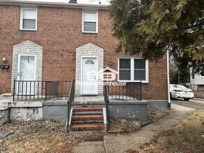 Building Photo - 3219 Taylor Ave