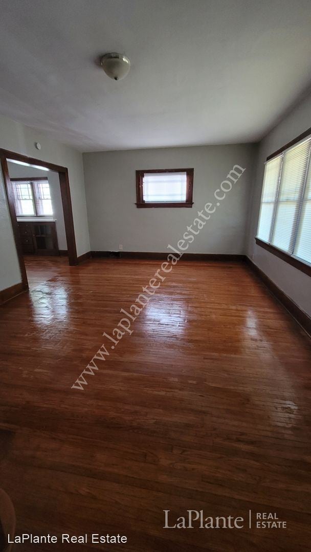 Building Photo - 3 br, 1 bath House - 3221 Mulberry Street 1