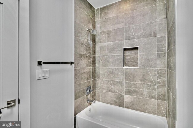 Building Photo - Brand New Luxury Apartments