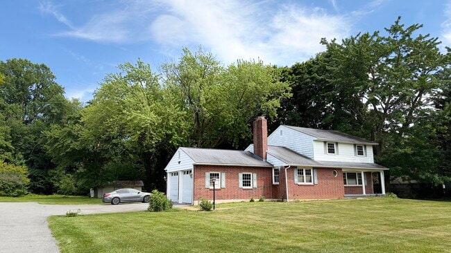 Main House - 2923 Shipley Rd