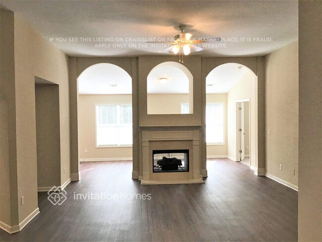 Building Photo - 1843 Jameson Cir NE