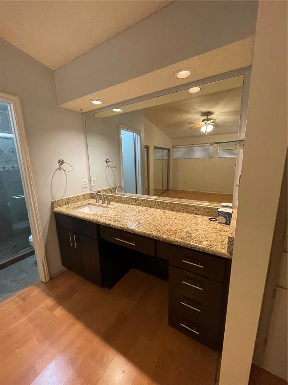 Building Photo - 512 Eberhart Ln