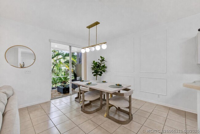 Building Photo - 9181 Villa Palma Ln