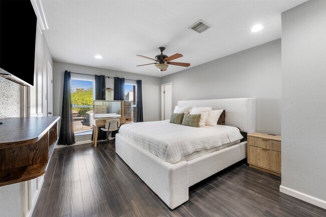 Foto del edificio - 768 Worthshire St