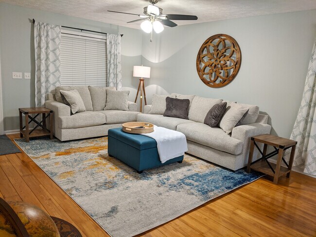 Foto del edificio - 1300 Arthur Ave